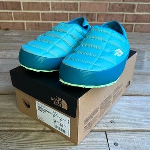 The North Face Thermoball Traction Mule Slippers